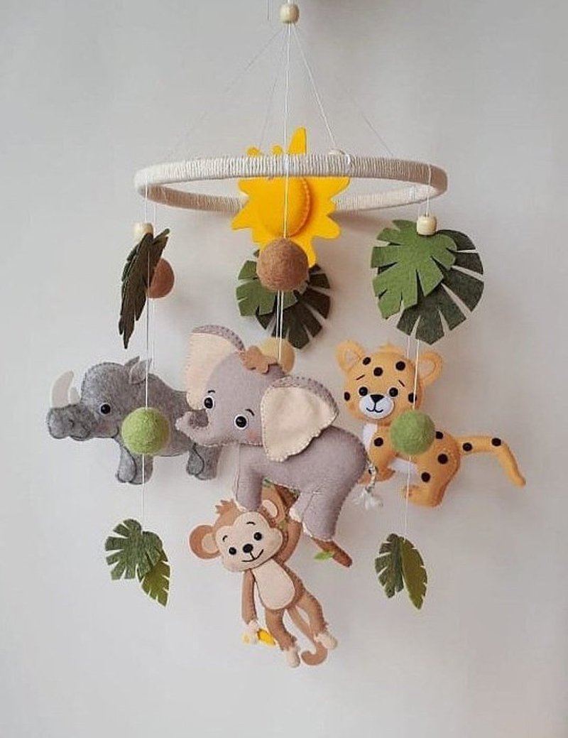 Safari baby mobile, jungle mobile, safari nursery, animals mobile, crib mobile - ของเล่นเด็ก - วัสดุอีโค 