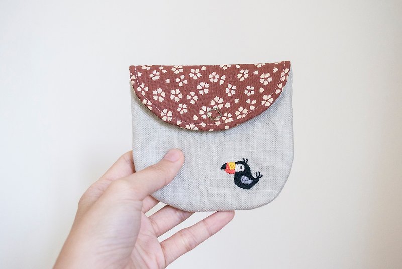 巨鴨鳥Toucan Embroidered Linen Wee Pouch - 小銭入れ - その他の素材 多色