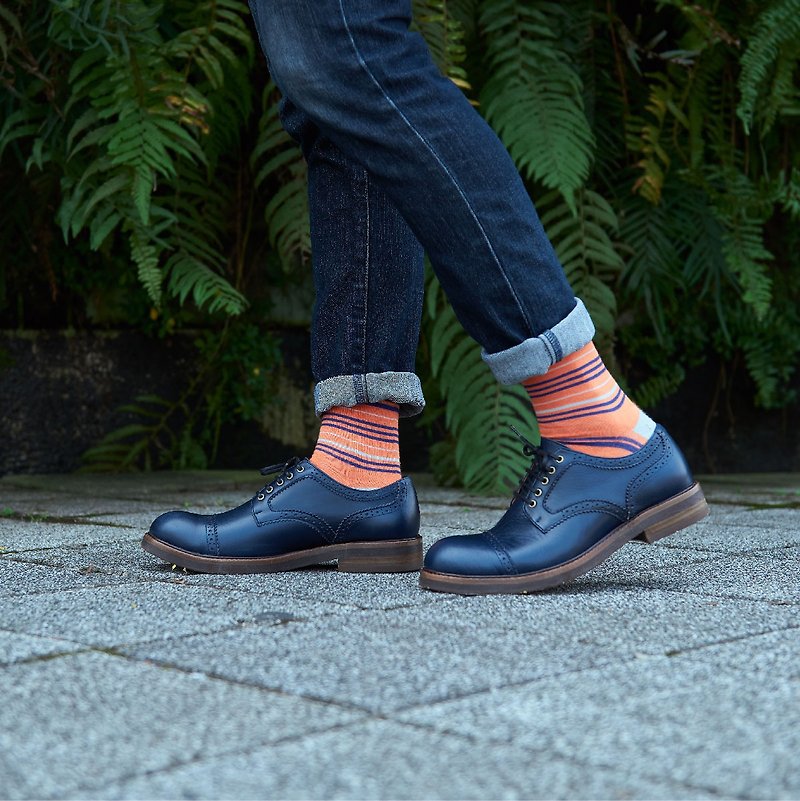 Fashion Joint Name|Tongue Flavor Striped Socks-Wednesday - ถุงเท้าข้อกลาง - ผ้าฝ้าย/ผ้าลินิน 