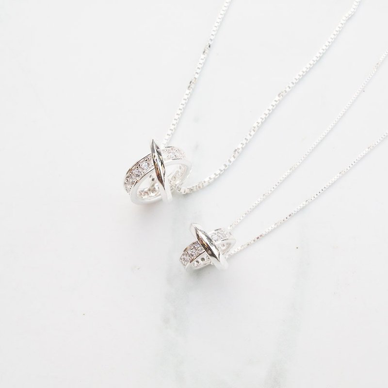 [Pair of Sterling Silver Couples Chains] My Heart and You | Interlocking × Stone Pair Chains | - สร้อยคอ - เงินแท้ สีเงิน