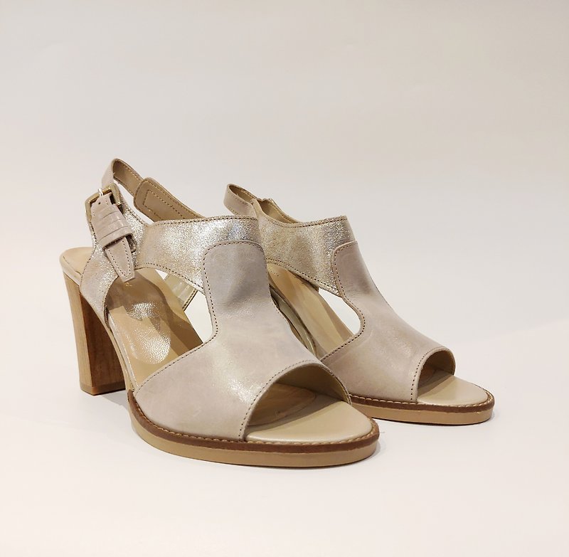 Italian leather and metal nude high heel sandals - รองเท้าส้นสูง - หนังแท้ สึชมพู