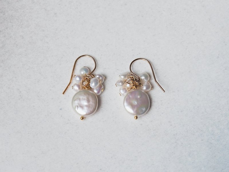 Baroque pearls hook earrings - Earrings & Clip-ons - Pearl White