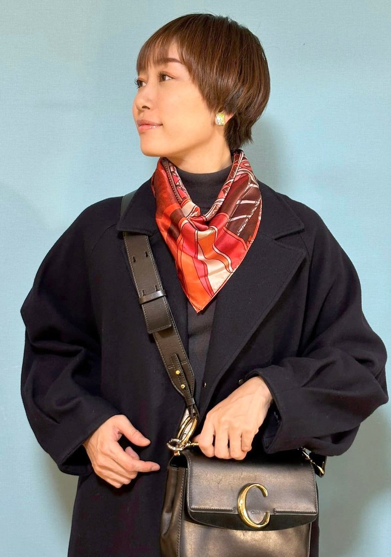 50cm Square_Silk Scarf_Tokyo Tower Pattern Silk Scarf ChristalART - 絲巾 - 其他材質 紅色