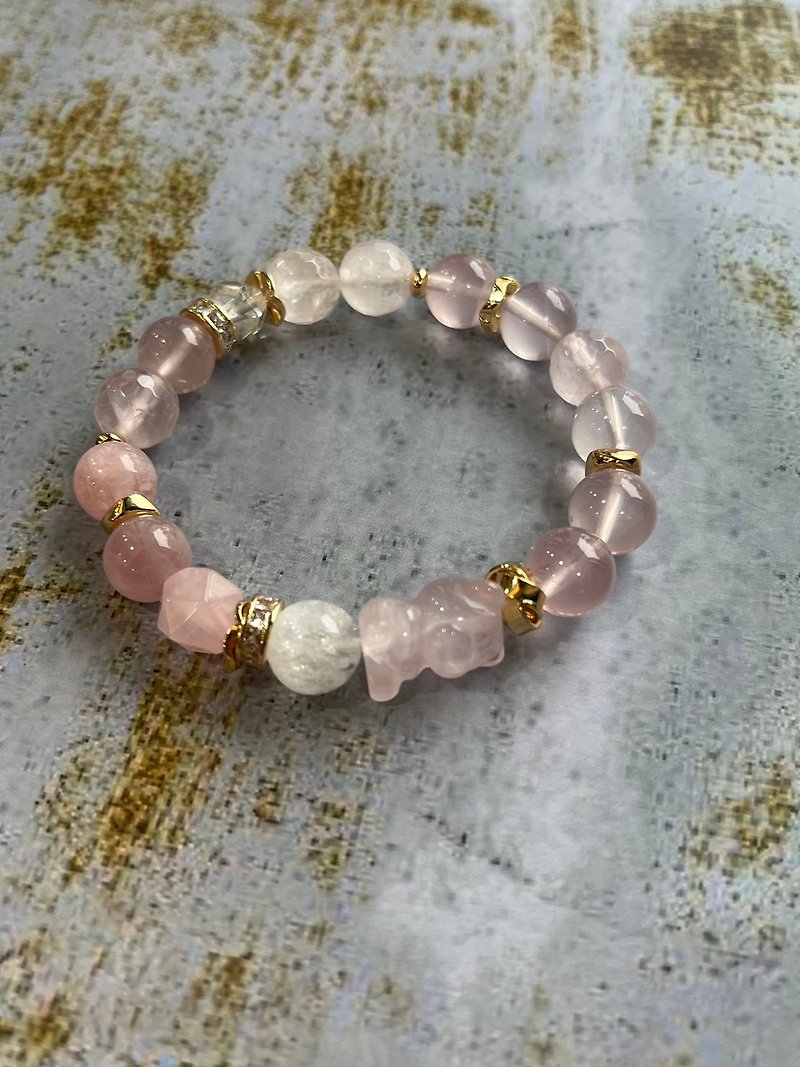 Customized crystal bracelet with rose quartz design bear engraving - Bracelets - Crystal Pink