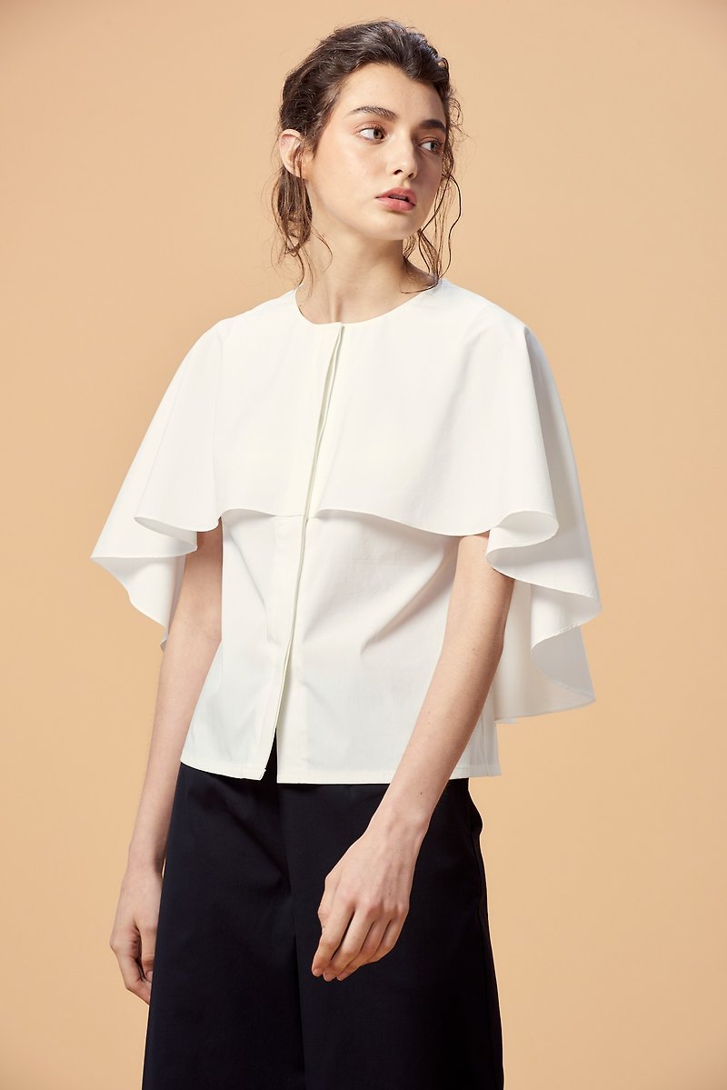 White cloak shirt - เสื้อเชิ้ตผู้หญิง - ผ้าฝ้าย/ผ้าลินิน 