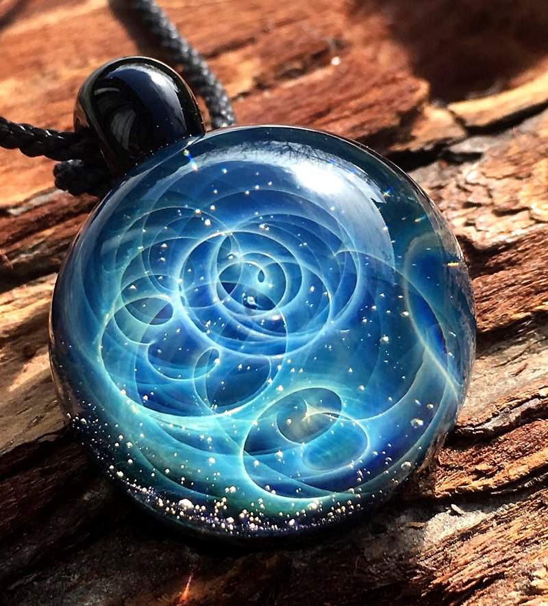 boroccus  A galaxy  A nebula  The solid design  Thermal glass  Pendant. - Necklaces - Glass Blue