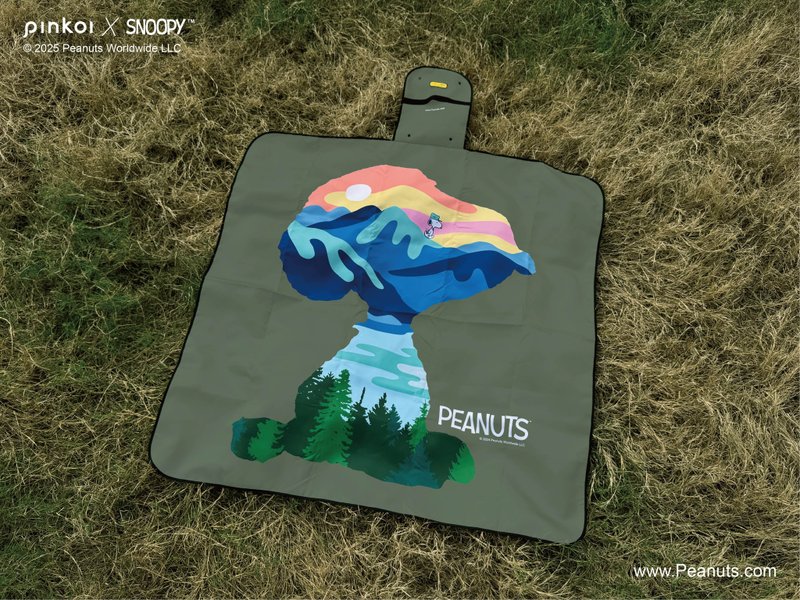 【Pinkoi x SNOOPY】野餐墊 史努比 輕量化 山嵐夕陽 - 野餐墊/露營用品 - 聚酯纖維 綠色