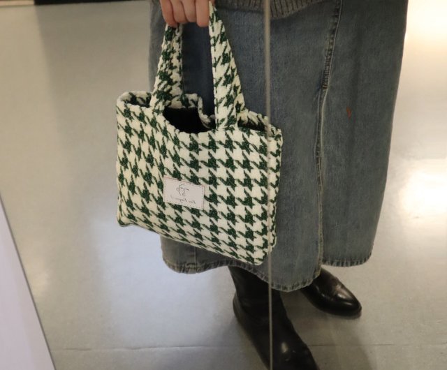 Houndstooth Pattern Tweed Tote Bag