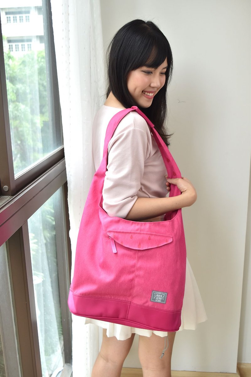 巾着付きピンクの大きなバケットバッグ - ショルダーバッグ - ポリエステル ピンク