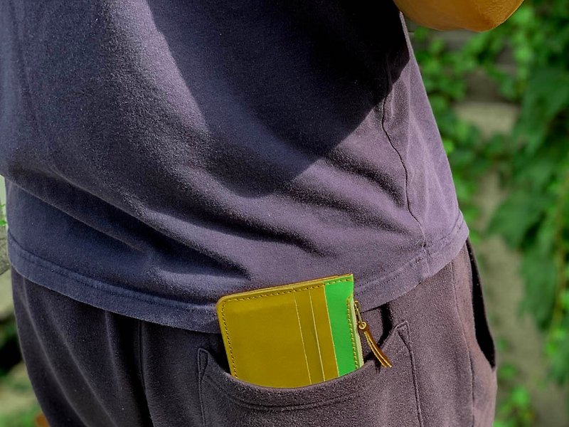 F-SLIM I love nature Outdoor color Full slim wallet I like it in my denim pocket FSW-GOCB-C - กระเป๋าสตางค์ - หนังแท้ สีเขียว