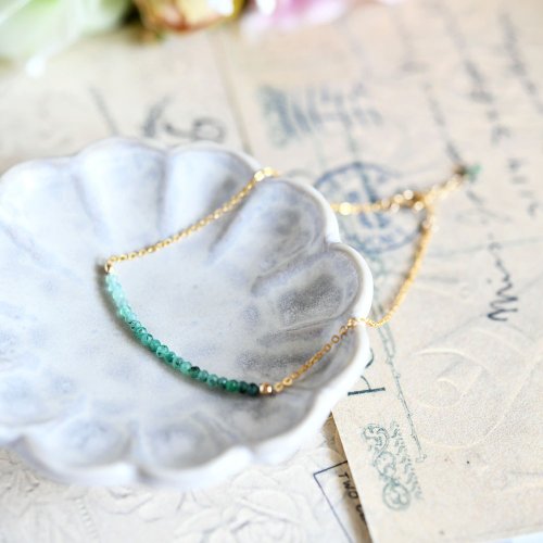 希少⭐️エメラルド原石⭐️金運UPに AAA級【金運UP】☆天然シトリン原石B86D3/58D03C - メルカリ