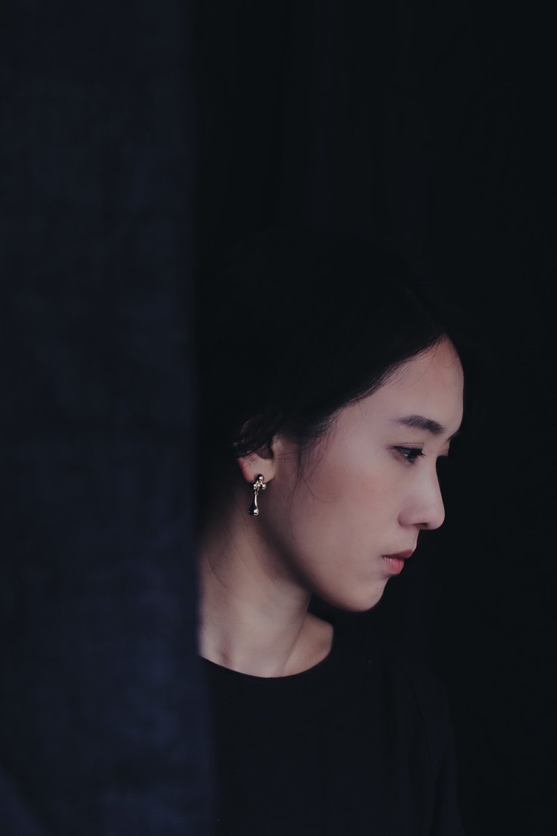 MU  女仕 Lady s 系列表面刷痕質感耳環  黃銅 鍍金 - 耳環/耳夾/耳骨夾 - 銅/黃銅 金色