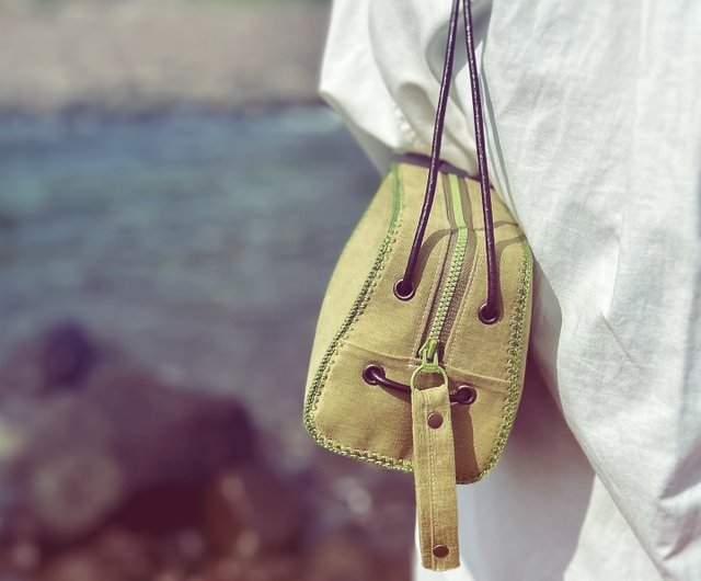 キャンバス オリーブグリーン スクエア ミニバッグ - ショップ BAKS