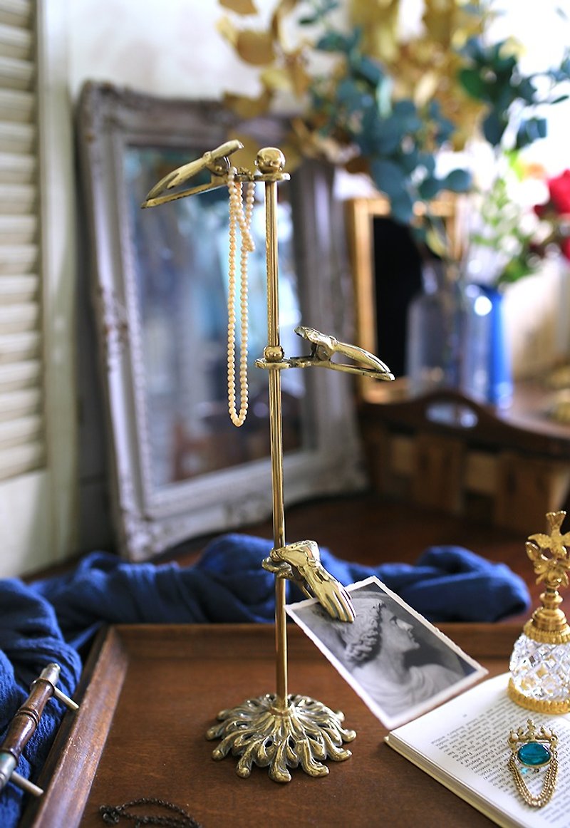 ヨーロッパの古典的なアンティークハンドクリップ（3つのクリップモデル）列名刺ホルダージュエリースタンド - カードスタンド - その他の素材 ゴールド