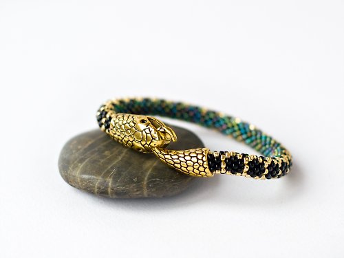 Red beaded snake bracelet for women, Ouroboros, Reptile bracelet, Snake  jewelry - Shop IrisBeadsArt Bracelets - Pinkoi