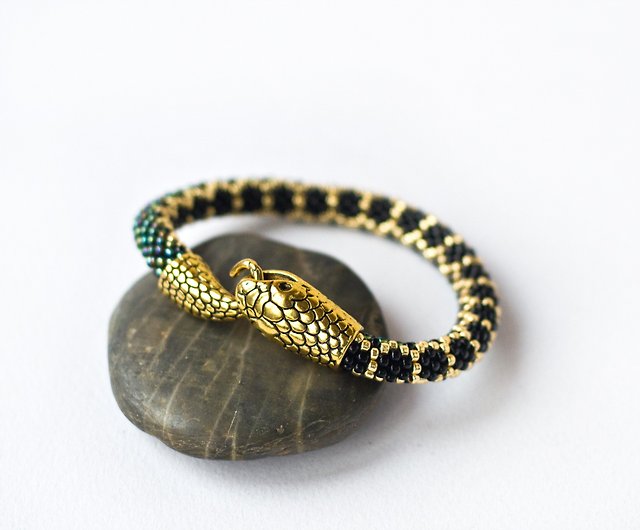 Red beaded snake bracelet for women, Ouroboros, Reptile bracelet, Snake  jewelry - Shop IrisBeadsArt Bracelets - Pinkoi