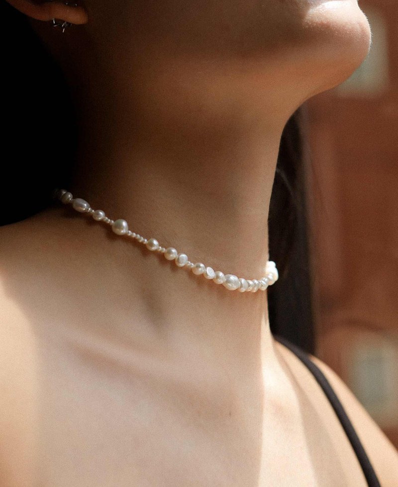 Penelope Bubble Pearl Choker Necklace | Sachelle Collective - Necklaces - Precious Metals White