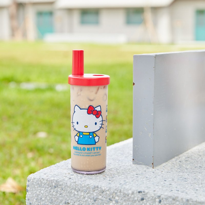 sanrio – kitty-1 - กระติกน้ำ - พลาสติก สีแดง