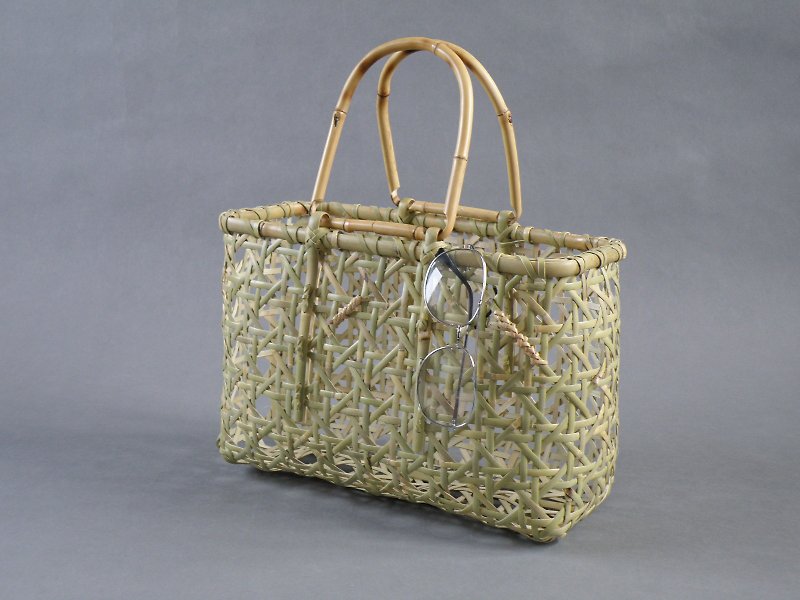 竹籠　かごバッグ　八つ目編み　根曲り竹　エコな生活 - 手袋/手提袋 - 竹 綠色