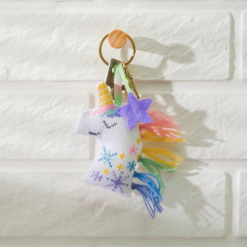 【Unicorn】Ornament - Cross Stitch Kit | XiuCrafts - Knitting, Embroidery, Felted Wool & Sewing - Thread Multicolor