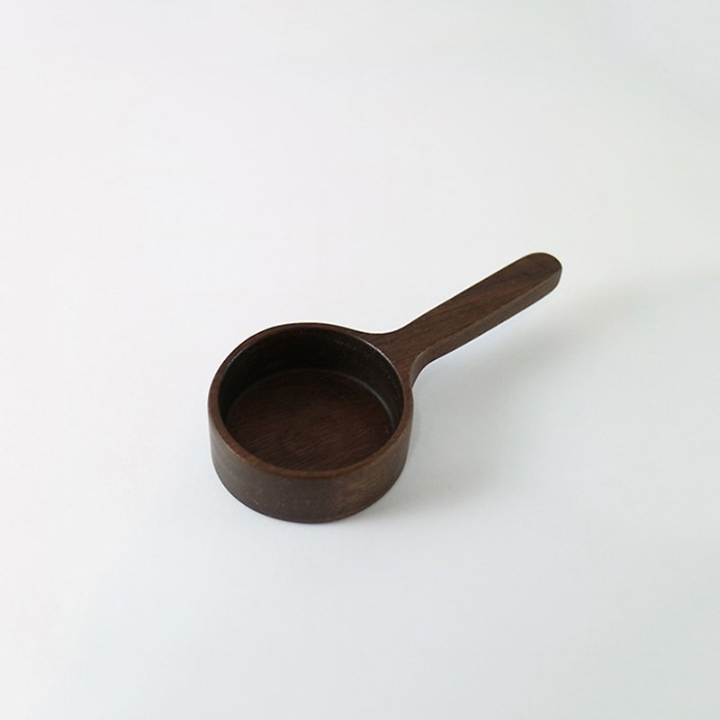 Walnut hand-carved portion spoon - ช้อนส้อม - ไม้ สีนำ้ตาล