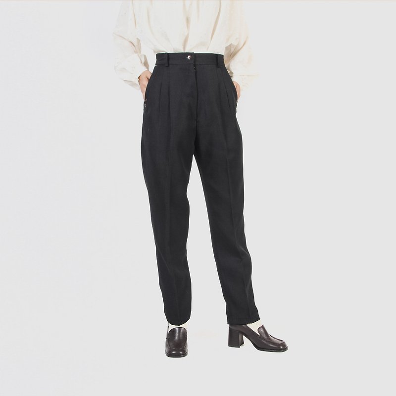 [Egg plant ancient] black cloud button embellished with ancient trousers - Women's Pants - Wool Black