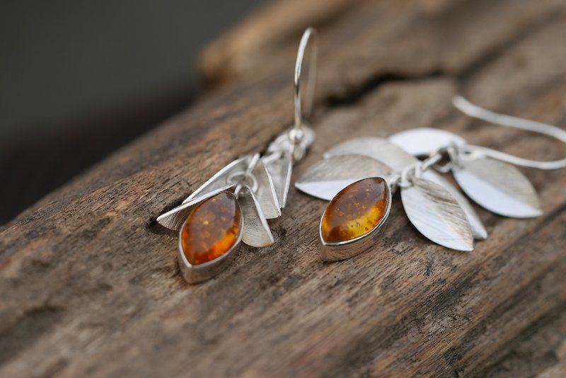 Baltic amber. Earrings (#ABUED162) - ต่างหู - เครื่องเพชรพลอย สีส้ม