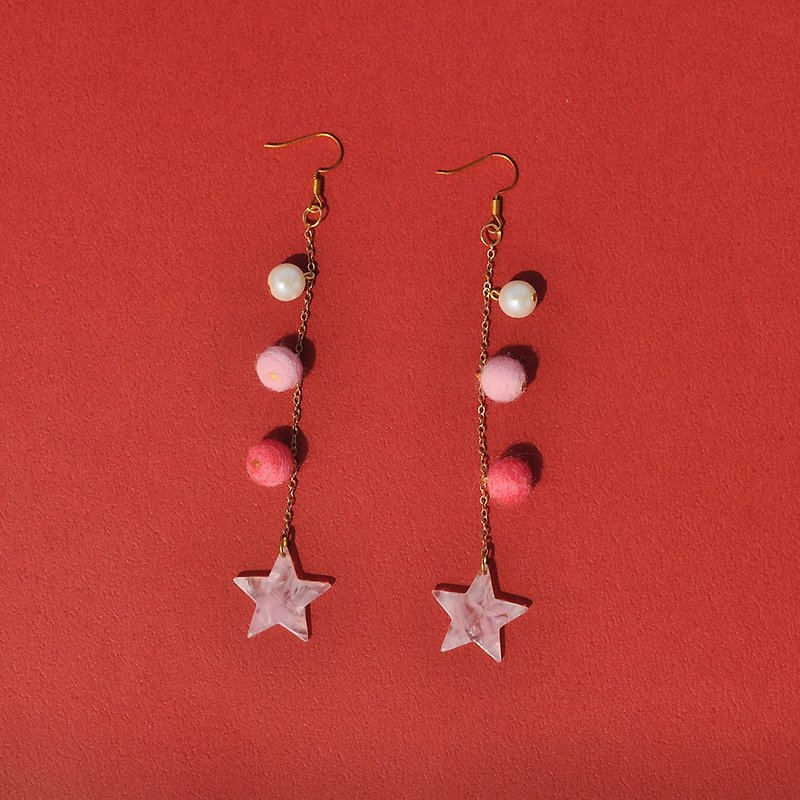 Pink extra long earrings/ear clips - Earrings & Clip-ons - Wool Pink
