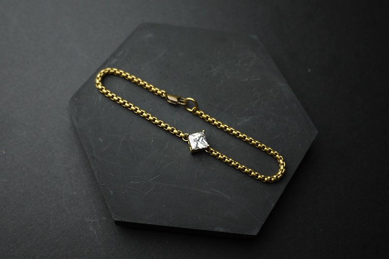 Diamond Eye - Brass Bracelet - Bracelets - Other Metals Gold