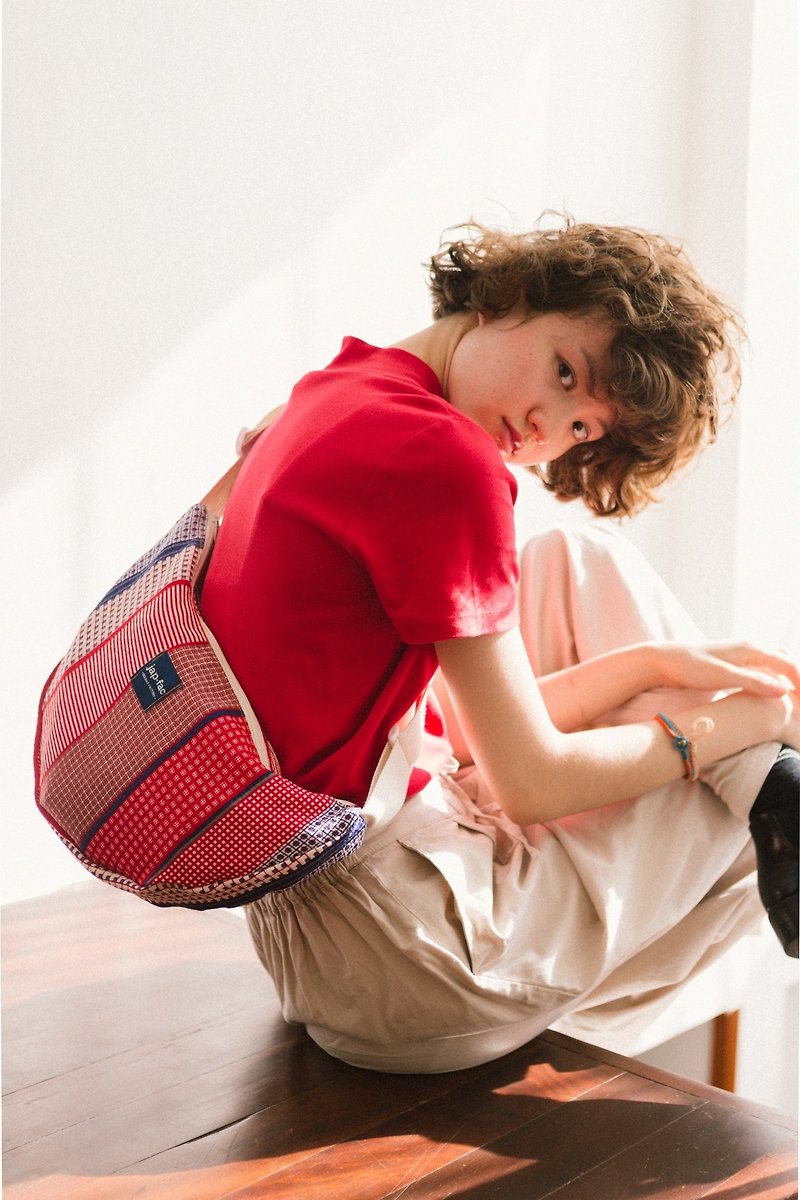 TONETHAI collection - Belt bag - Messenger Bags & Sling Bags - Cotton & Hemp Red
