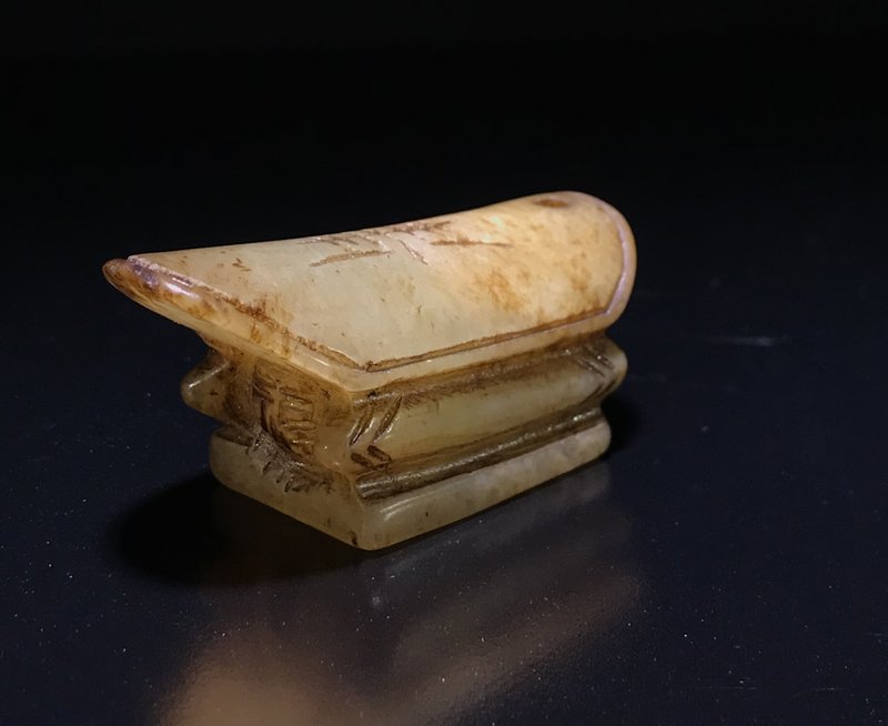 古玉 老玉 和田玉 早期收藏 迷你版玉棺材 棺材 升官發財 風水 - 吊飾/掛飾 - 玉石 卡其色