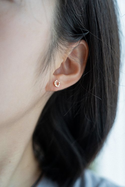 馬蹄 ホースシューピアス 14kgf ×Silver シルバー925 スタッド 馬蹄 ホースシューピアス 14kgf ×Silver シルバー925 スタッド