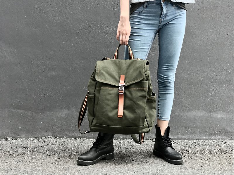 Water resistant backpack ,Army green travel backpack, Unisex backpack - no.108 - กระเป๋าเป้สะพายหลัง - วัสดุกันนำ้ สีเขียว