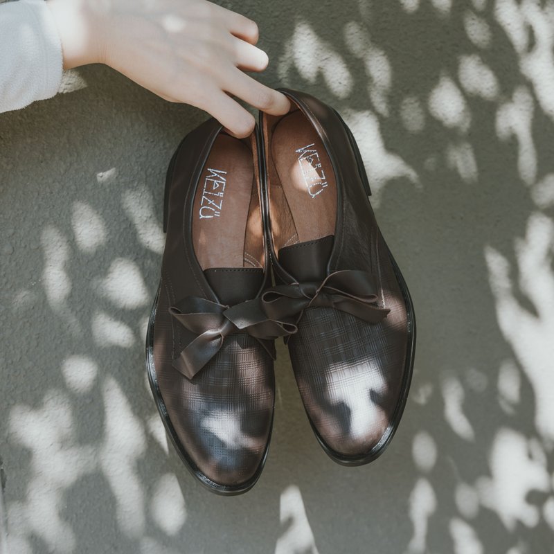 Bow embossed derby shoes | Coffee | Taiwan handmade shoes MIT - Women's Oxford Shoes - Genuine Leather Brown