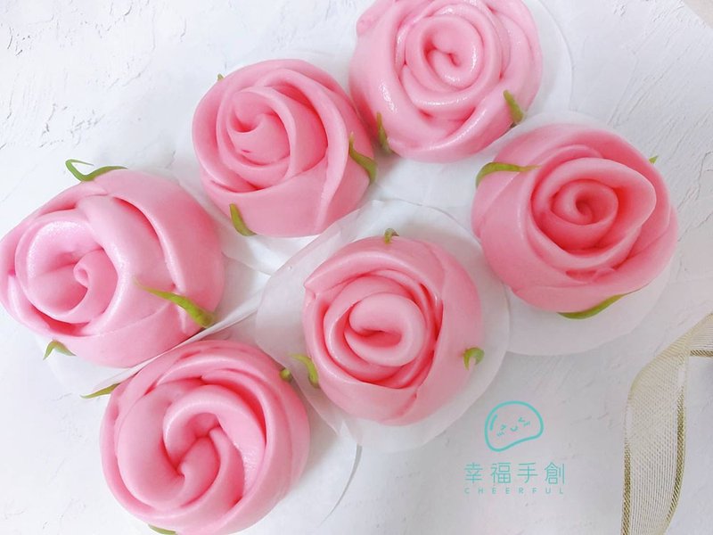 Rose steamed buns bouquet, graduation, Valentine's Day, birthday gift exchange gift, shaped steamed buns 6 pieces/box - ขนมปัง - อาหารสด หลากหลายสี