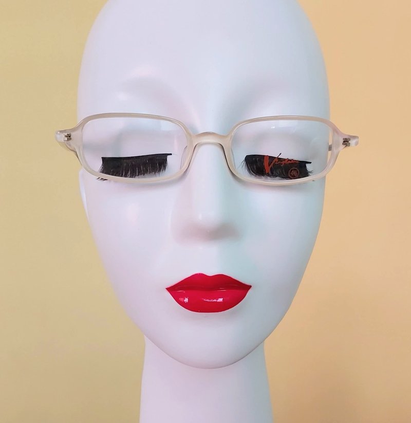 スタイリッシュな半透明 立体的なデザイン NOS Vingtaine アイボリー3色 ヴィンテージセルフレーム - 眼鏡・メガネフレーム - プラスチック 透明