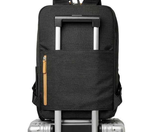 Siena Pro 15 スマート バックパック - ブラック、通勤や旅行に