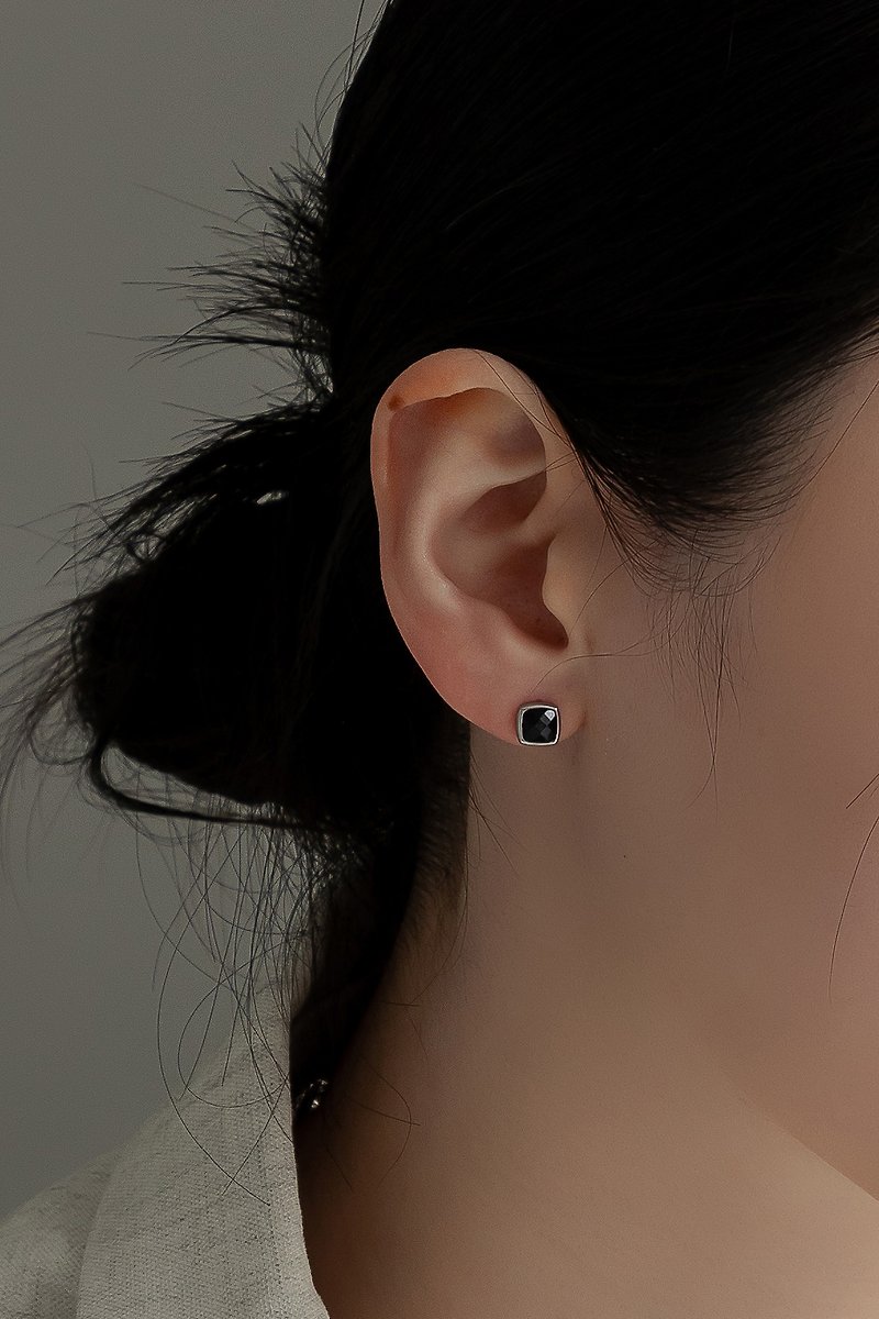 Minimalist square shape. black onyx earrings - Earrings & Clip-ons - Stainless Steel Silver