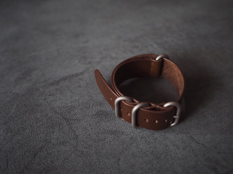 Customized Handmade Umber Leather NATO Watch Strap.Watch Band.Gift - สายนาฬิกา - หนังแท้ สีนำ้ตาล