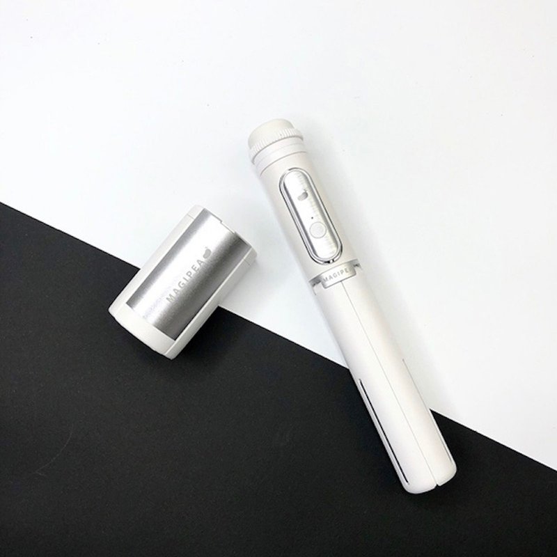 美極品【自拍神器】手機穩定器 三腳架自拍棒 自拍腳架 - 手機配件 - 其他材質 銀色