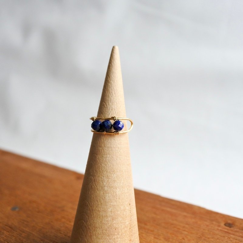 Lapis Lazuli Ear Cuff – Gold – Natural Stone - 戒指 - 其他金屬 藍色