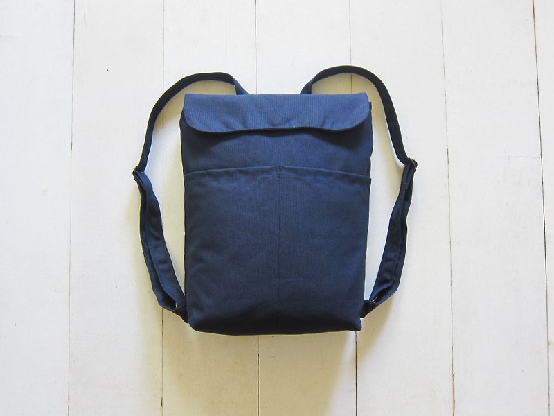 A4雙肩帆布後背包(前大貼袋) 海軍藍+淺黃 - 後背包/書包 - 棉．麻 多色