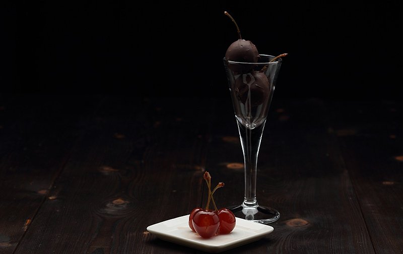 Brandy Strip Stem Wine Pickled Cherry [Dark Chocolate] - Chocolate - Fresh Ingredients 