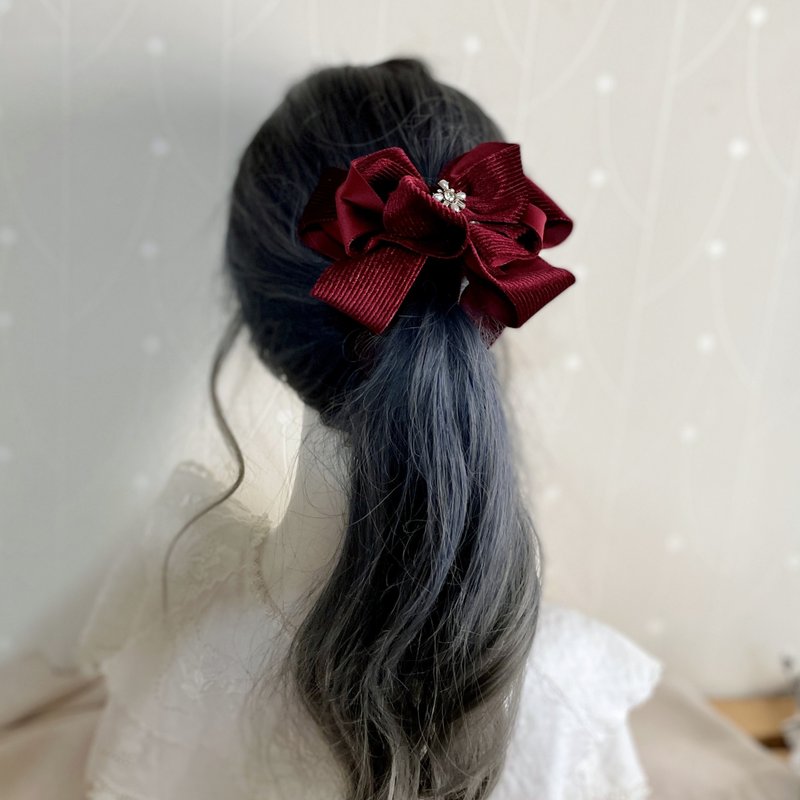 酒紅/ 絨質立體蝴蝶結香蕉夾仙女夾 髮夾 大腸圈 髮圈 馬尾勾 - 髮夾/髮圈 - 其他材質 紅色