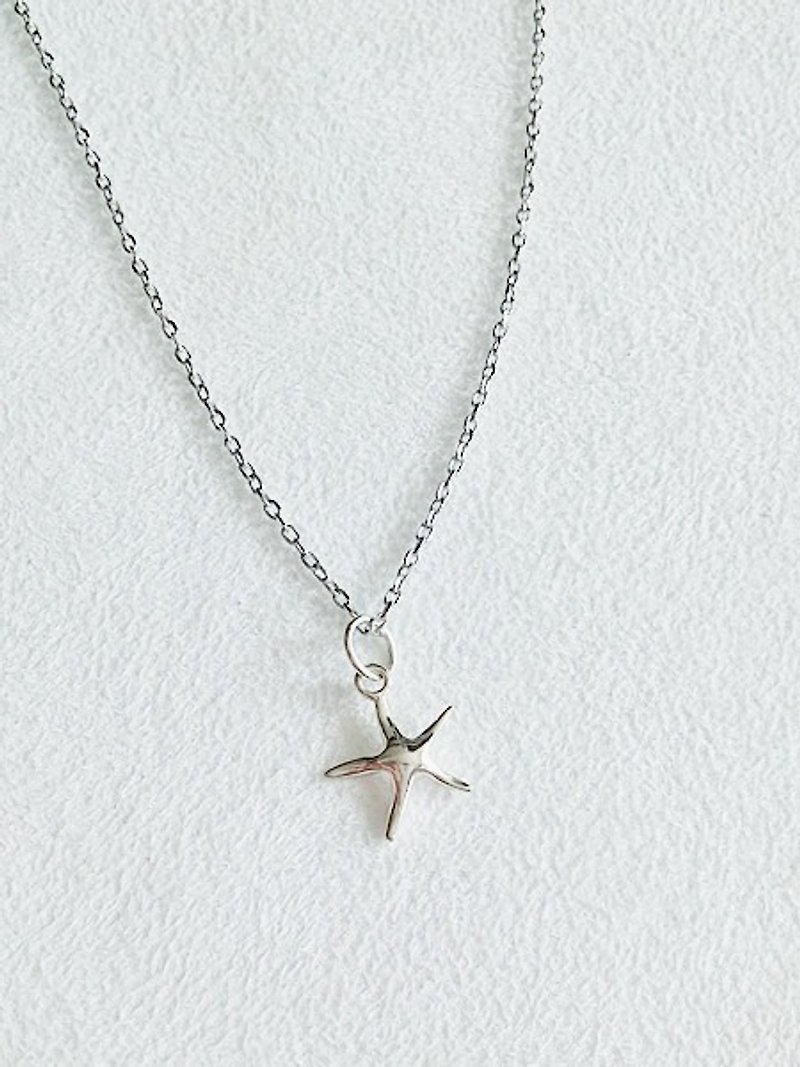 Starfish necklace Sterling Silver - Necklaces - Sterling Silver Silver