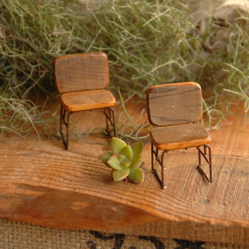 背もたれの木製の椅子 - 手作り、鉄、木製/誕生日、恋人のギフト、ハンドポケット - 置物 - 木製 カーキ