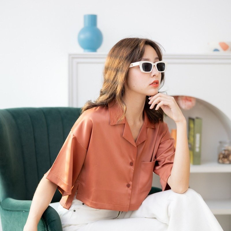 SILKY CROP SHIRTS : Brick Color - 女襯衫 - 絲．絹 紅色
