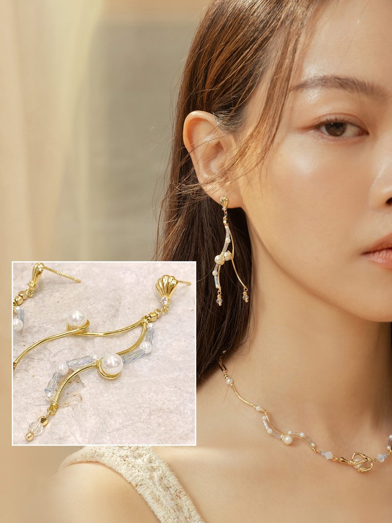 Blossoming waves. MUCHAT handmade 14KGP shell curve pearl sterling silver needle earrings - ต่างหู - โลหะ สีเงิน