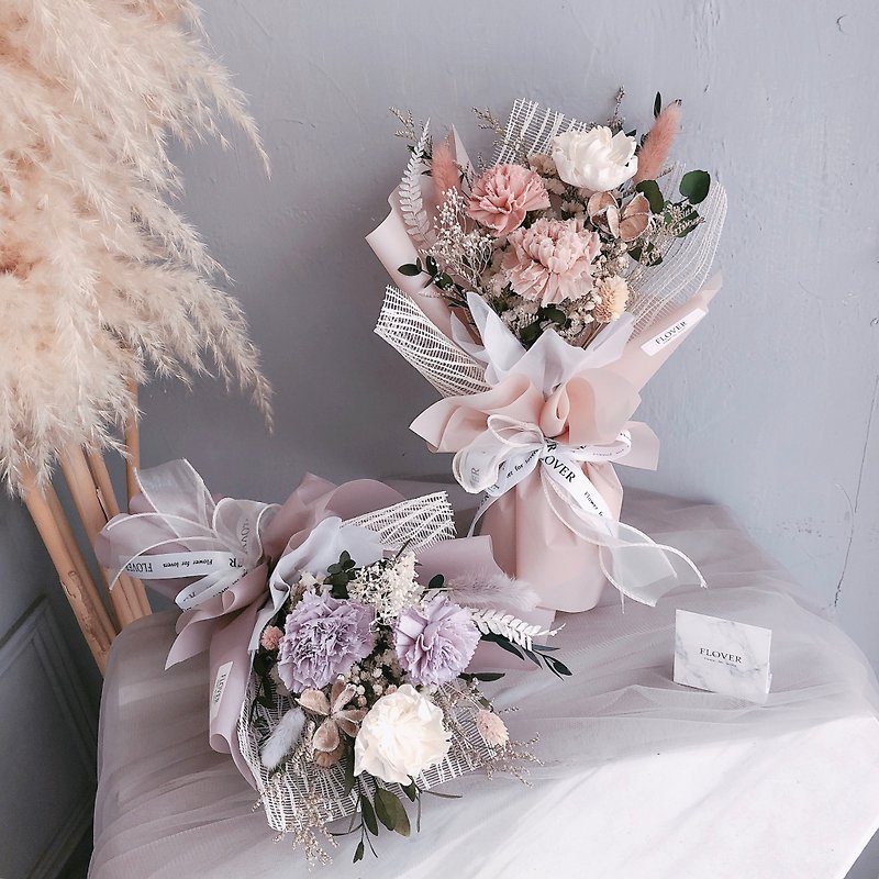 Little surprise eternal life carnation bouquet - Dried Flowers & Bouquets - Plants & Flowers 