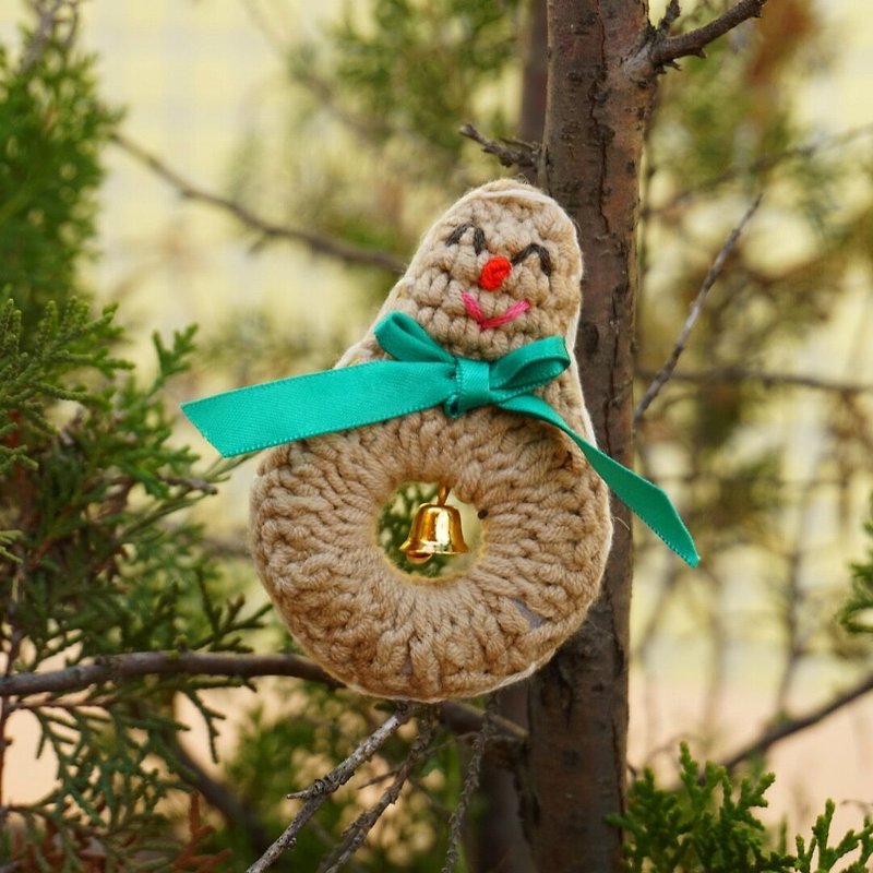 (Christmas gift exchange) · Independent Original Christmas Christmas Gingerbread Man Hand crocheted brooch - เข็มกลัด - งานปัก สีนำ้ตาล